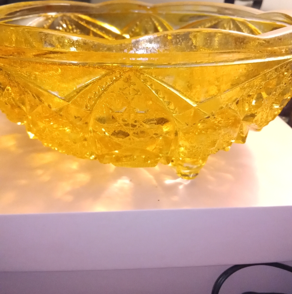 Vintage Beautiful Dark Yellow Depression Glass